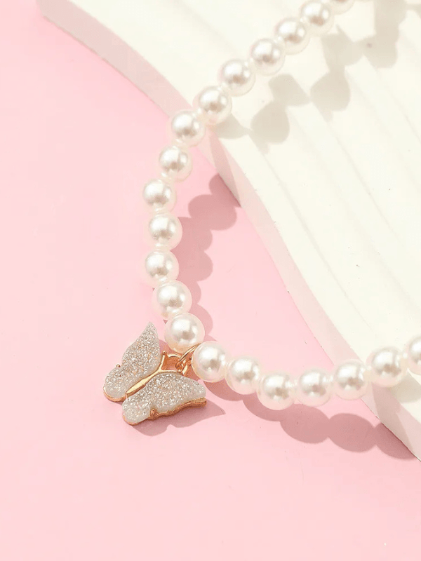Butterfly Pearl Pendant Necklace - Fluid