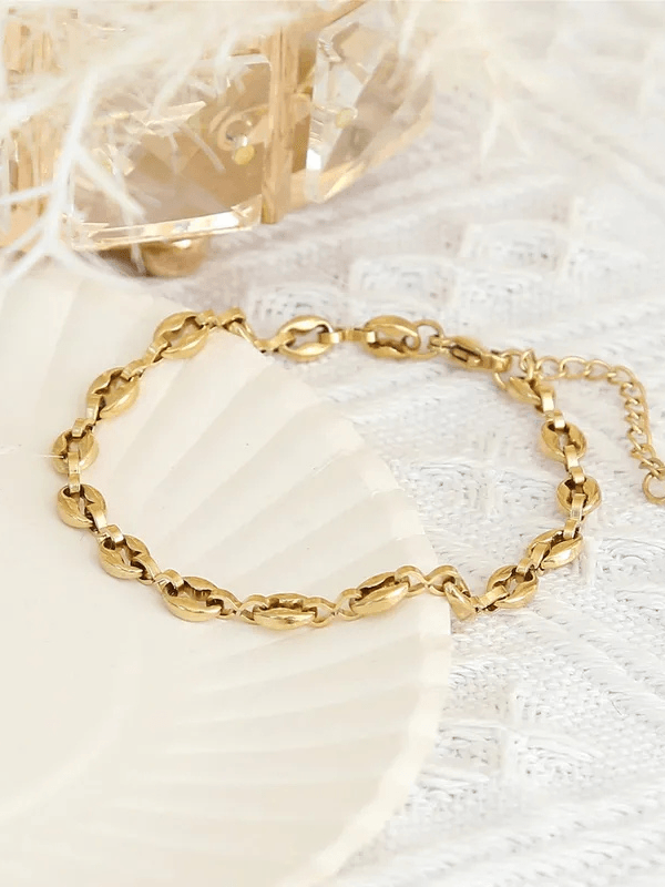 Classic Chain Gold Tone Bracelet - Fluid